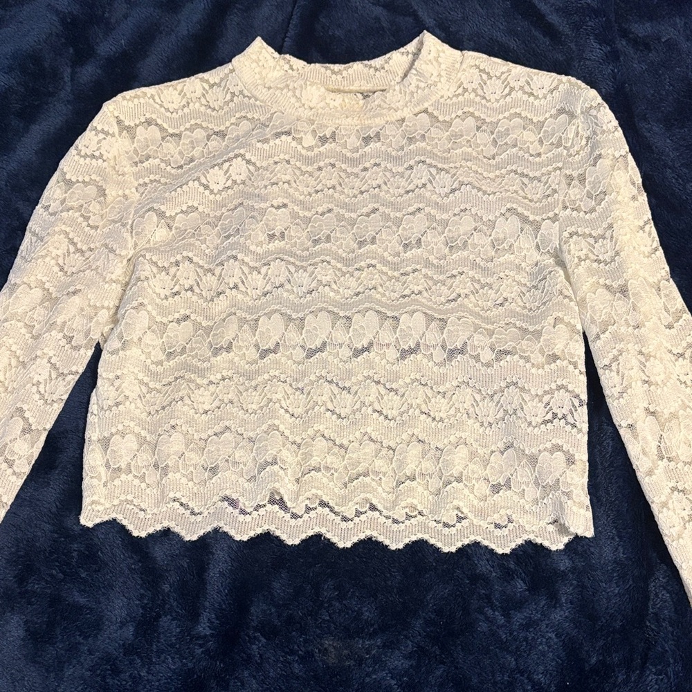 SHEIN cropped cream lace top MED NWOT
